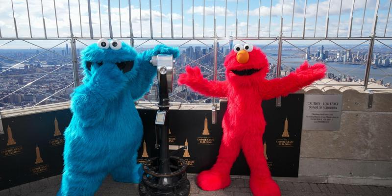 Elmo and Cookie Monster visit the Empire State Building in New York, US - 18 Feb 2022