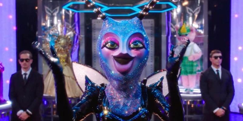 The Firefly on season 7 finale of "The Masked Singer"
