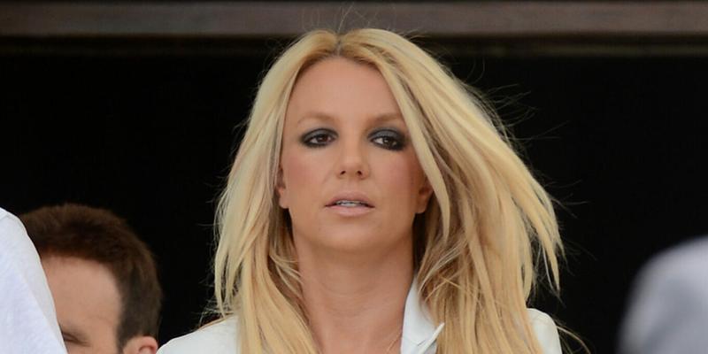 Britney Spears talks about huge forehead on Instagram
