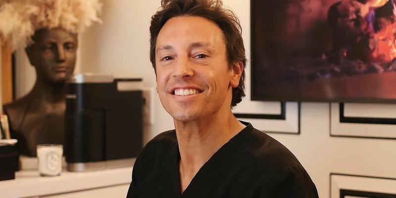 Celebrity Plastic Surgeon Making Waves With 'Birkin Body' Mommy Makeover!