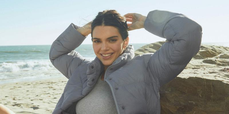 Devin Booker photobombs Kendall Jenner's beach vacation