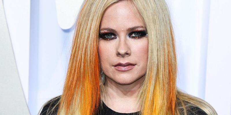 Avril Lavigne at the 2022 MTV Video Music Awards - Arrivals