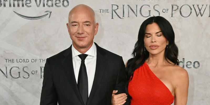 Amazon head Jeff Bezos at LOTR premiere