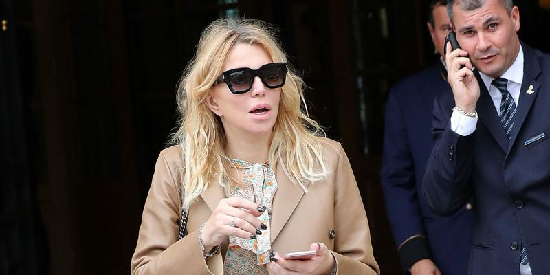 Courtney Love leaves the Ritz hotel during Paris Fashion Week