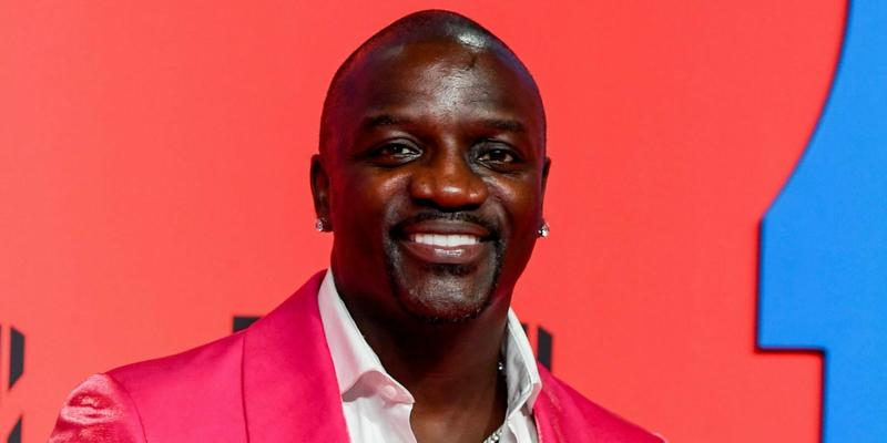 Akon is on Nick Cannon's side when it comes to fatherhood