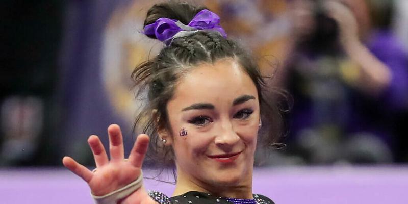January 07, 2022: LSU's Elena Arenas poses at the end of her floor routine during NCAA Gymnastics action between Centenary and the LSU Tigers at the Pete Maravich Assembly Center in Baton Rouge, LA. Jonathan Mailhes/CSM(Credit Image: © Jonathan Mailhes/Cal Sport Media) Newscom/(Mega Agency TagID: csmphototwo848813.jpg) [Photo via Mega Agency]