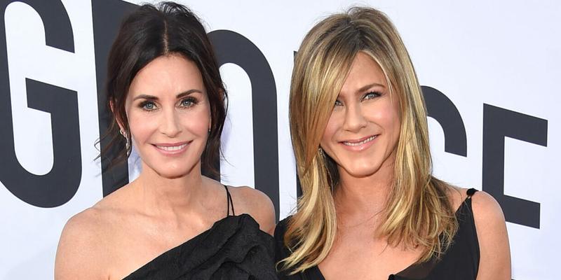 Jennifer Aniston and Courteney Cox at the 46th AFI Life Achievement Award Honoring George Clooney