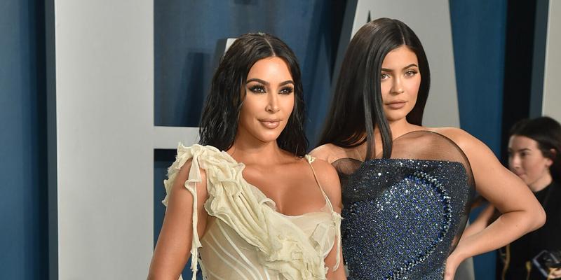 Kim Kardashian and Kylie Jenner at Vanity Fair Oscar Party 2020