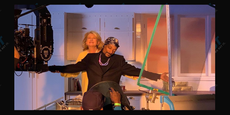 Martha Stewart and Snoop Dogg on set