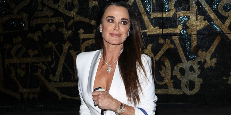 Kyle Richards stuns while leaving dinner at Craigs Restaurant in West Hollywood CA