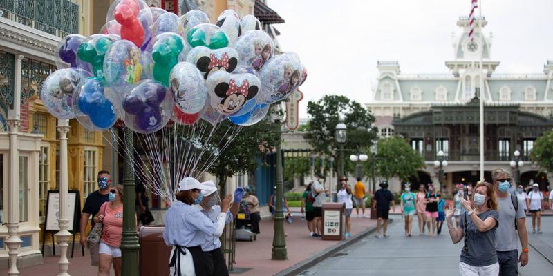 Visit This Disney World 'Hidden Gem' Bar WITHOUT A Park Ticket