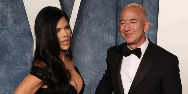 Lauren Sanchez and Jeff Bezos at the 2023 Vanity Fair Oscar Party - Arrivals