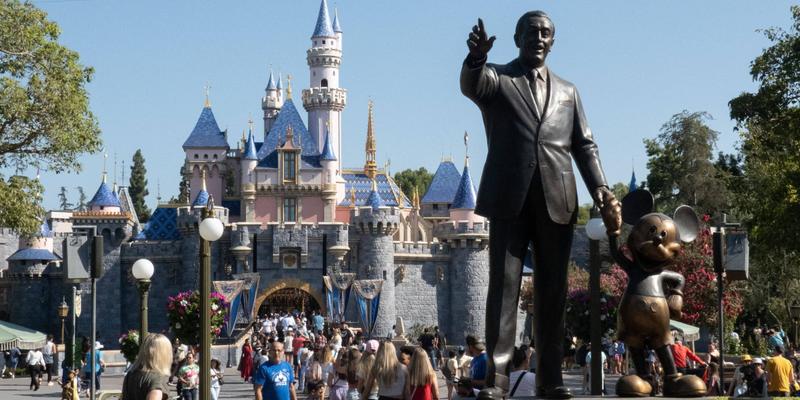 Disneyland Announces New Ticket Offer For Select Guests