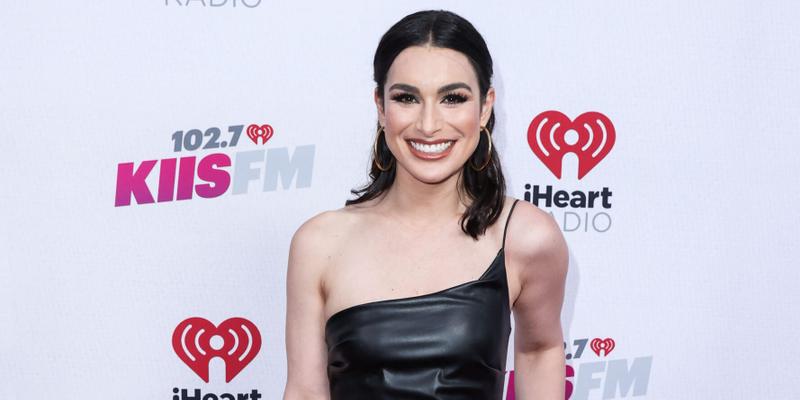 Ashley Iaconetti Opens Up About First Kiss On International Kissing Day