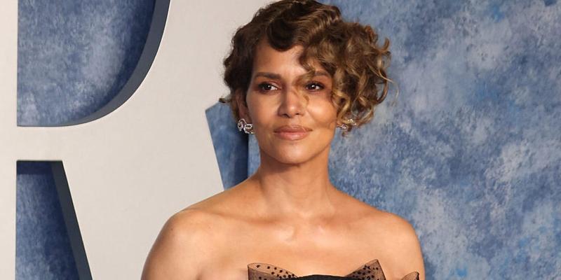 Halle Berry at the 2023 Vanity Fair Oscar Party