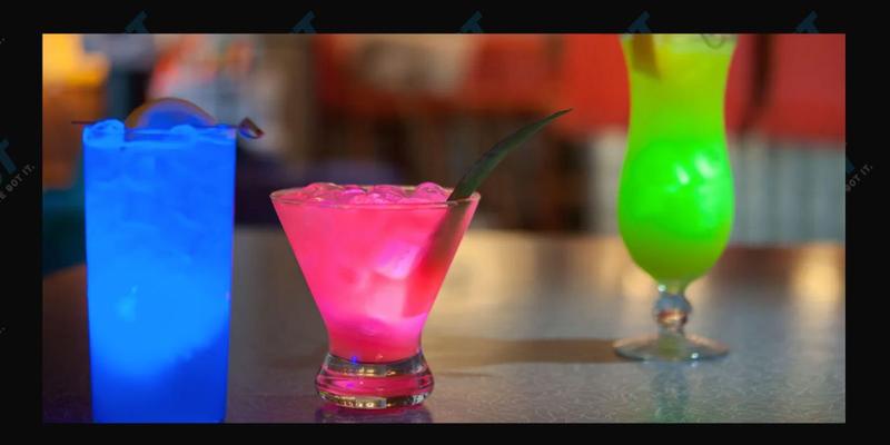 Travel Back To The 50s At This ‘Hidden’ Disney Bar