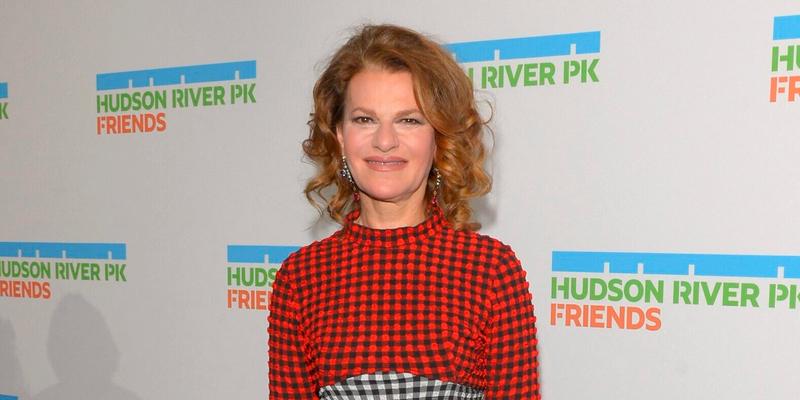 Sandra Bernhard Sued By Manager Forced To Do 'Unscrupulous' And 'Embarrassing Things'