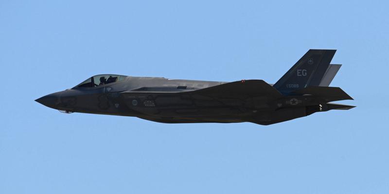 South Carolina Resident Says Missing F-35 Jet Was Flying Too Low, And The Crash Shook His Home