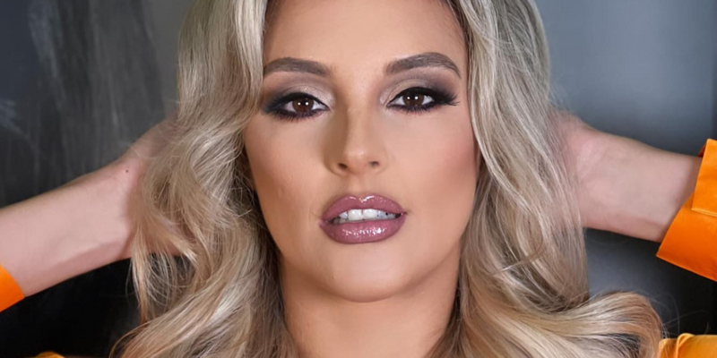 Miss Brazil USA Heloíne Moreno