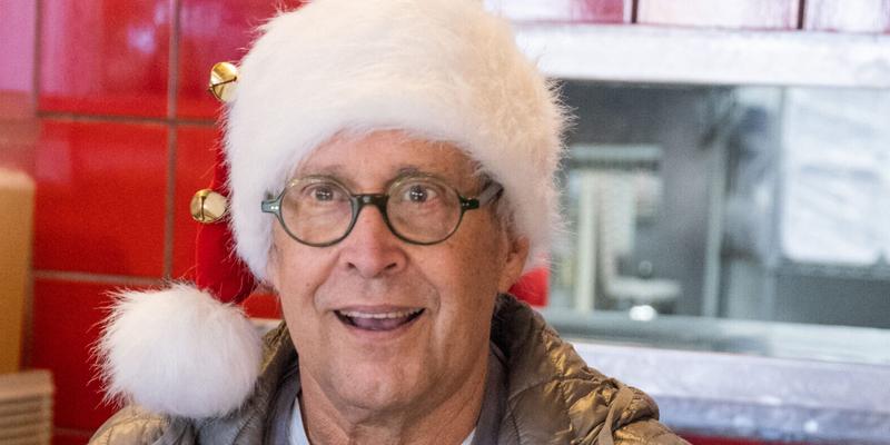 Chevy Chase Makes Special Appearance At Family's 'Christmas Vacation' House