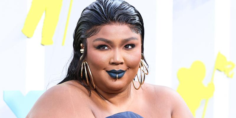 Lizzo Has Fans Worried After Writing Cryptic Essay Amid 'I Quit' Statement