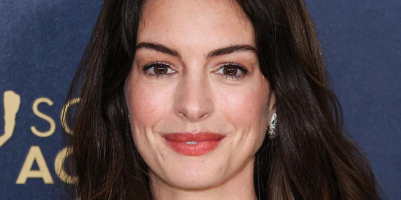 Anne Hathaway Reveals Which Two Hits She Thinks Are The Ultimate Pop Songs