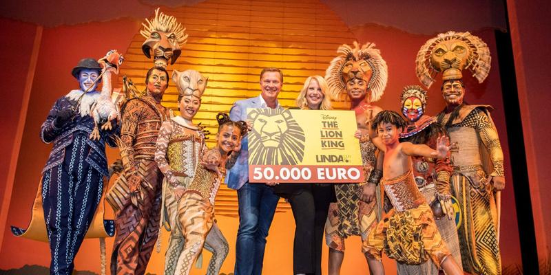 Albert Verlinde and Linda de Mol during the second anniversary of The Lion King