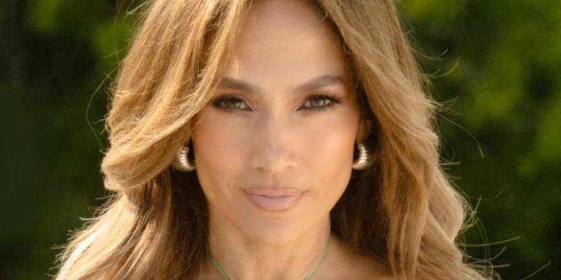 Jennifer Lopez close up