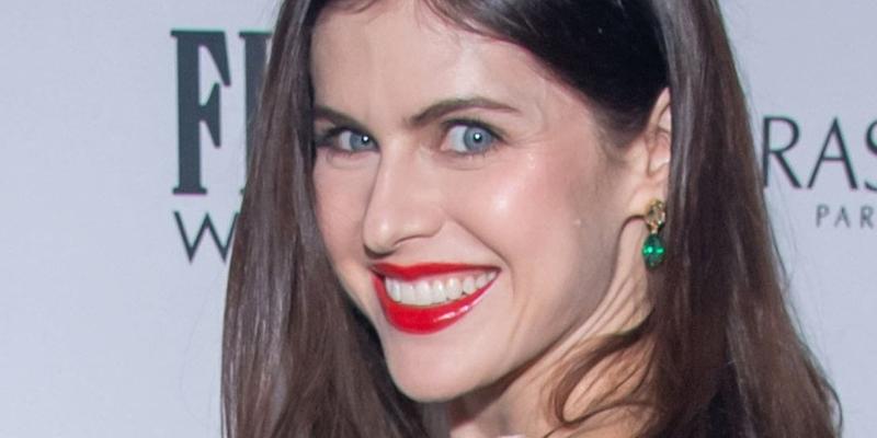 Alexandra Daddario close up