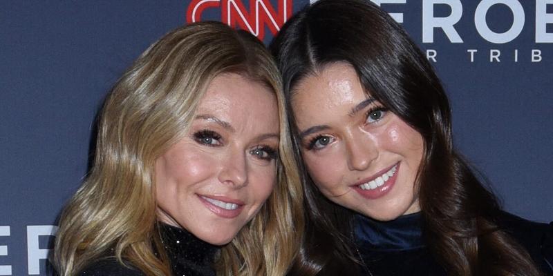 13th Annual CNN Heroes: An All-Star Tribute, at the American Museum of Natural History in New York, New York, USA, on 08 December 2019. 08 Dec 2019 Pictured: Kelly Ripa and Lola Grace Consuelos. Photo credit: KCS Presse / MEGA TheMegaAgency.com +1 888 505 6342 (Mega Agency TagID: MEGA565385_069.jpg) [Photo via Mega Agency]