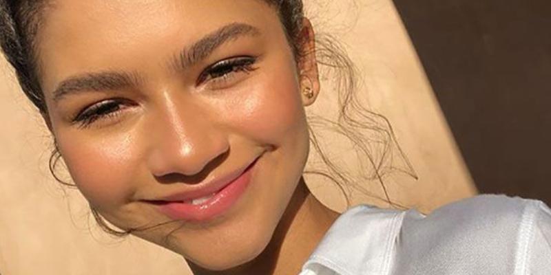 Zendaya poses looking glowing