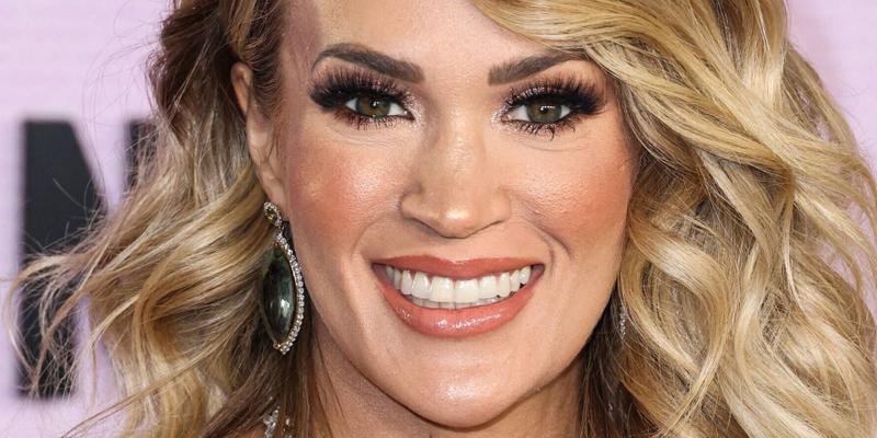 Carrie Underwood at 2022 American Music Awards