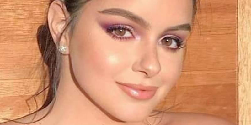 Ariel Winter close up