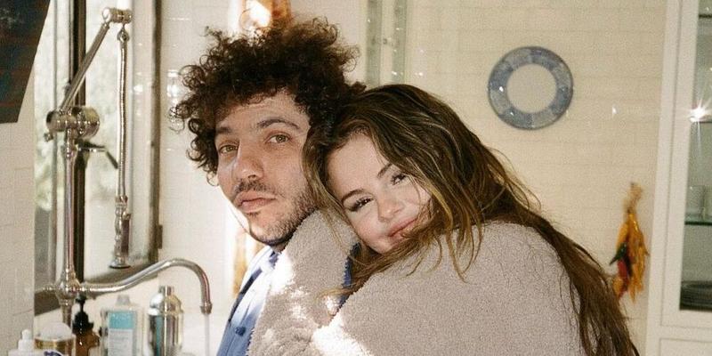 Benny Blanco and Selena Gomez hugging in the kitchen