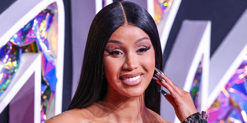 NEWARK, NEW JERSEY, USA - SEPTEMBER 12: American rapper Cardi B (Belcalis Marlenis Almanzar Cephus) wearing a Dilara Findikoglu dress arrives at the 2023 MTV Video Music Awards held at the Prudential Center on September 12, 2023 in Newark, New Jersey, United States. 13 Sep 2023 Pictured: Cardi B. Photo credit: Xavier Collin/Image Press Agency/MEGA TheMegaAgency.com +1 888 505 6342 (Mega Agency TagID: MEGA1032160_023.jpg) [Photo via Mega Agency]