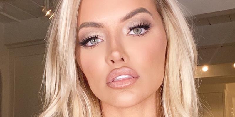 Lindsey Pelas close up