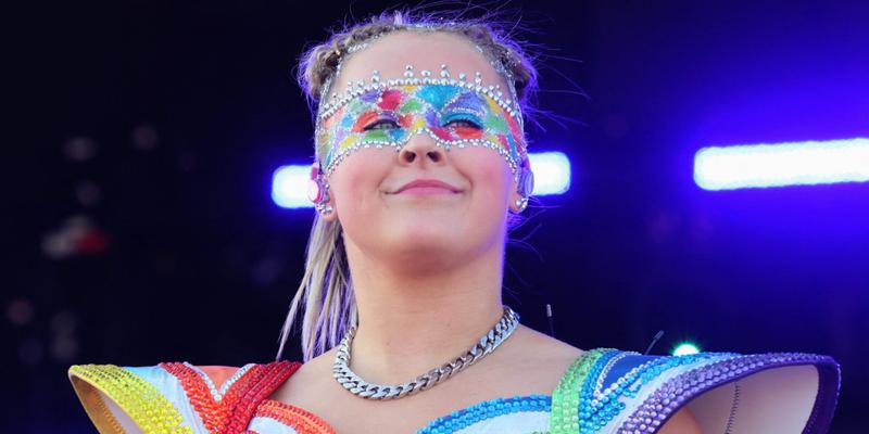 JoJo Siwa smiling on stage