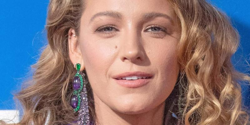 Blake Lively close up