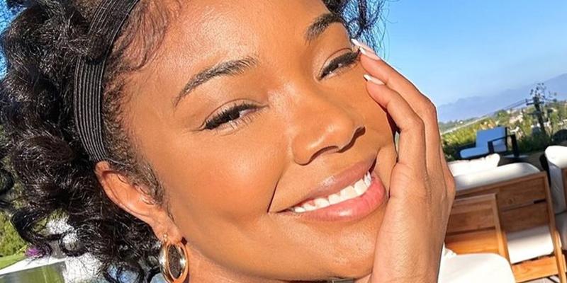 Gabrielle Union flashes smile in a selfie.