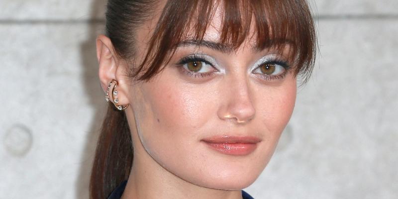 Ella Purnell close up