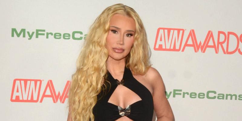 Iggy Azalea arrives at the 2024 Adult Video News Awards, Resorts World, Las Vegas. 27 Jan 2024 Pictured: Iggy Azalea. Photo credit: David Edwards / MEGA TheMegaAgency.com +1 888 505 6342 (Mega Agency TagID: MEGA1088711_001.jpg) [Photo via Mega Agency]