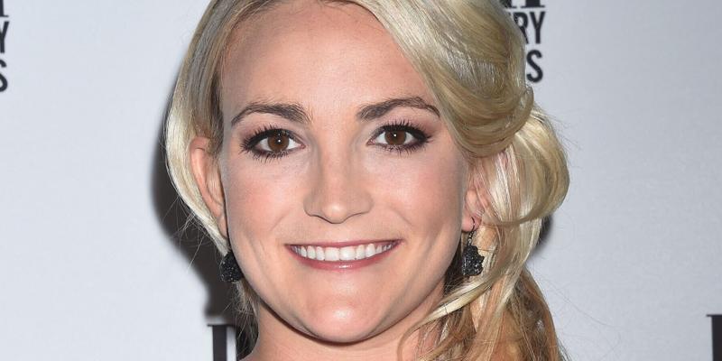 Jamie Lynn Spears smiling