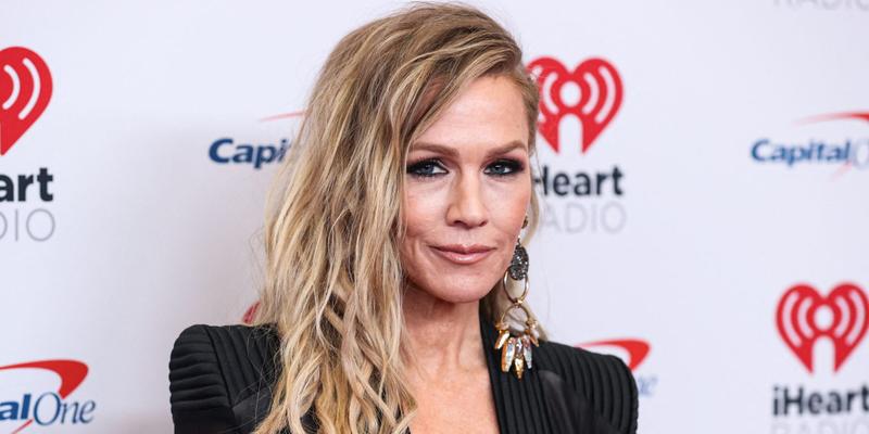 Jennie Garth at the 2022 iHeartRadio Music Festival - Night 1 - Press Room