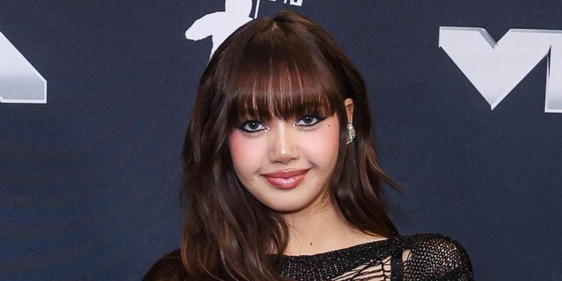 ELMONT, NEW YORK, USA - SEPTEMBER 11: 2024 MTV Video Music Awards held at UBS Arena on September 11, 2024 in Elmont, New York, United States. 12 Sep 2024 Pictured: Lisa, Lalisa Manobal, Blackpink. Photo credit: Xavier Collin/Image Press Agency/MEGA TheMegaAgency.com +1 888 505 6342 (Mega Agency TagID: MEGA1198036_010.jpg) [Photo via Mega Agency]