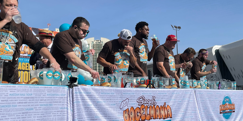 Siegel's Bagelmania World Bagel Eating Championship