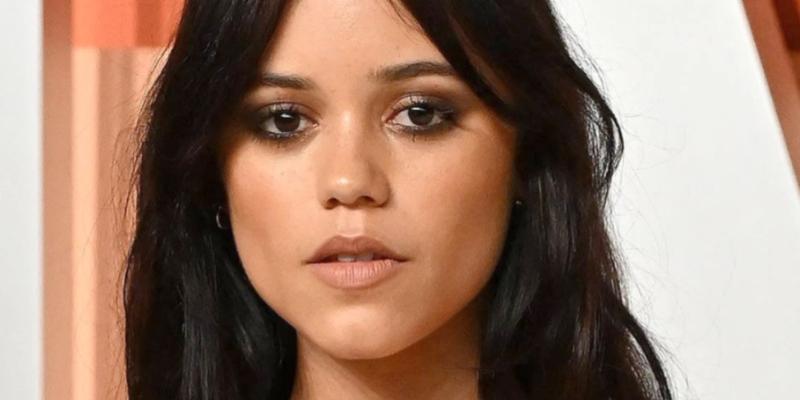 Jenna Ortega close up