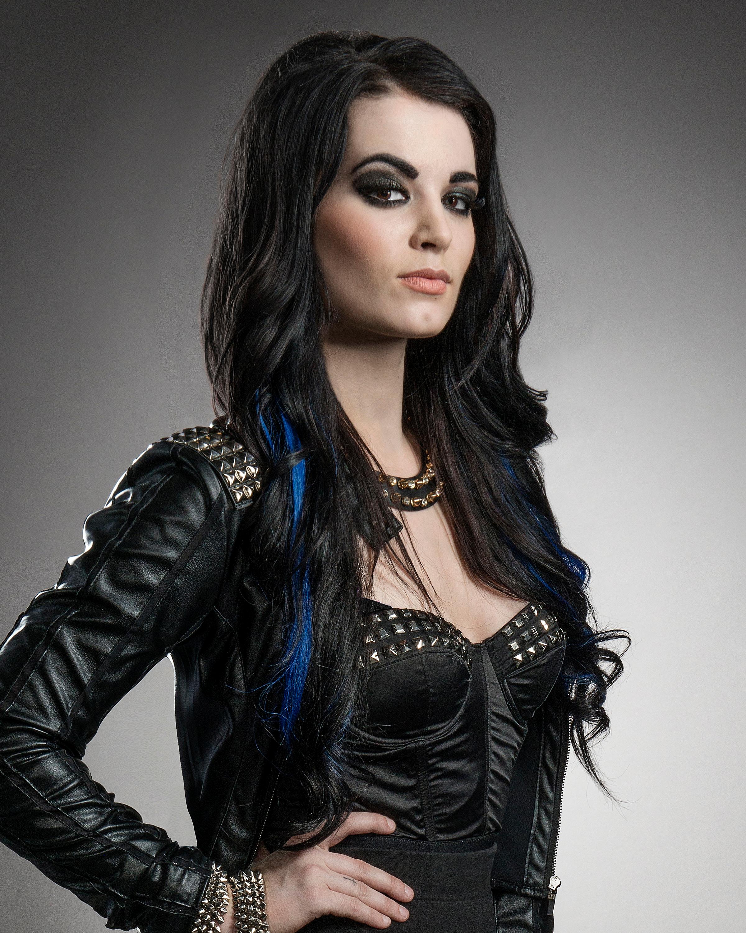 The Hardships of WWE Star Paige