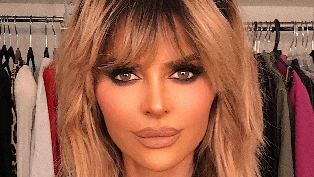 Lisa Rinna's Lips Haven't Changed, But Her Boobs Have