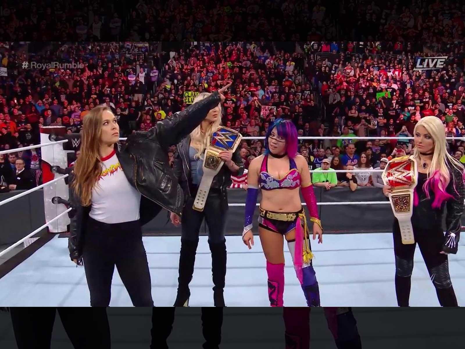 Ronda Rousey Shows Up at WWE ‘Royal Rumble’