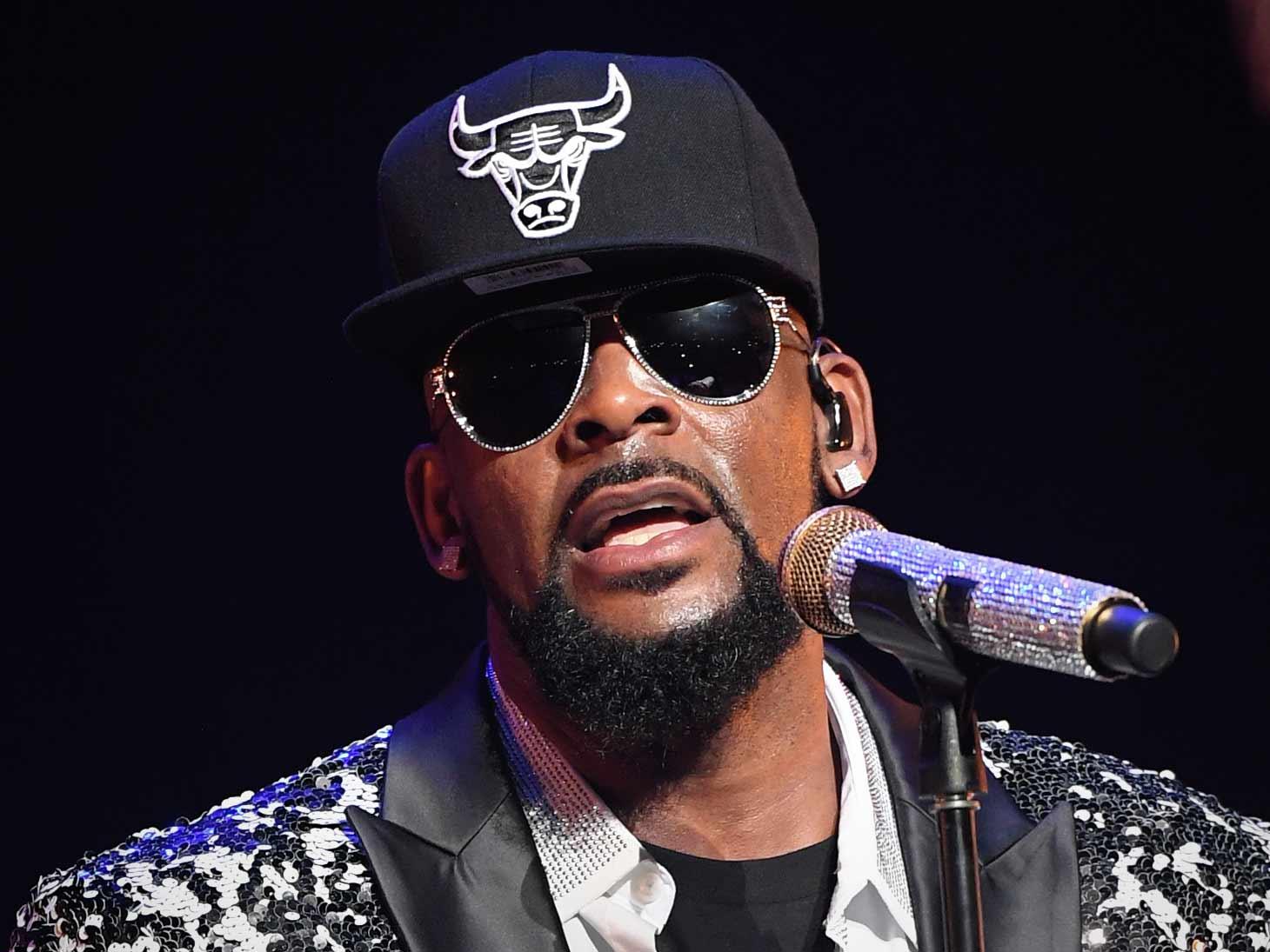 R. Kelly Facing Criminal Indictment After Grand Jury Is Convened in Chicago